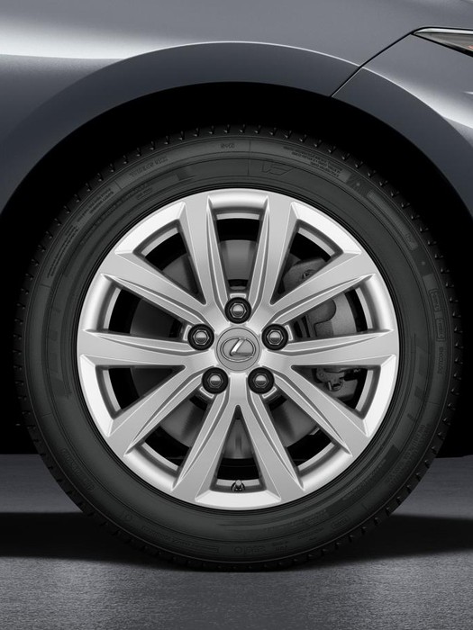 Reifen eines Lexus Fahrzeuges