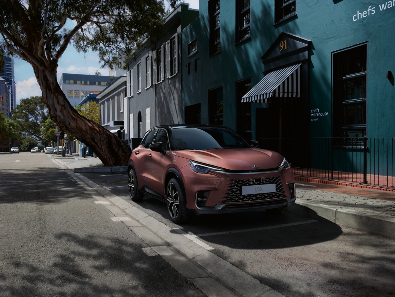 02-homepage-rz-lexus