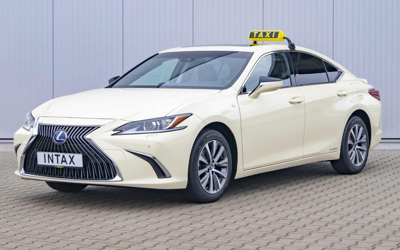 Lexus ES 300h Vollhybrid-Taxi 