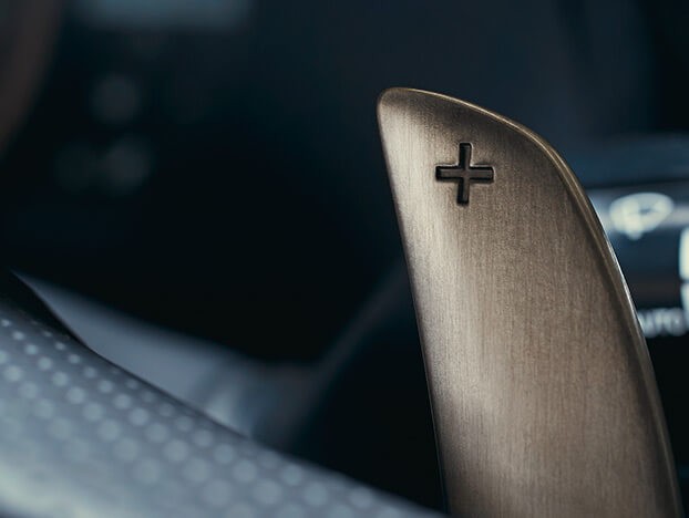 Detailansicht eines Lexus Bauteils