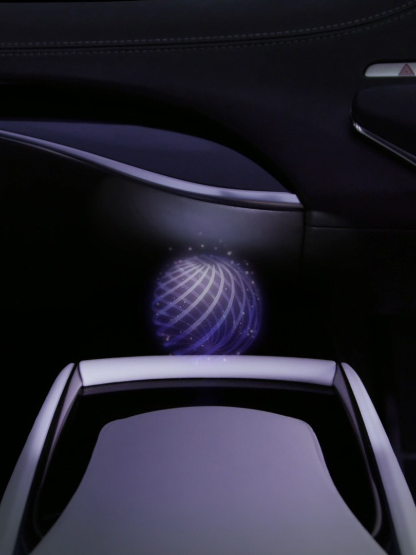 Lexus LF-FC Konzeptfahrzeug