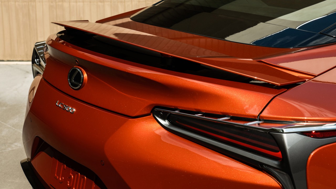 Lexus LC Sunsetorange