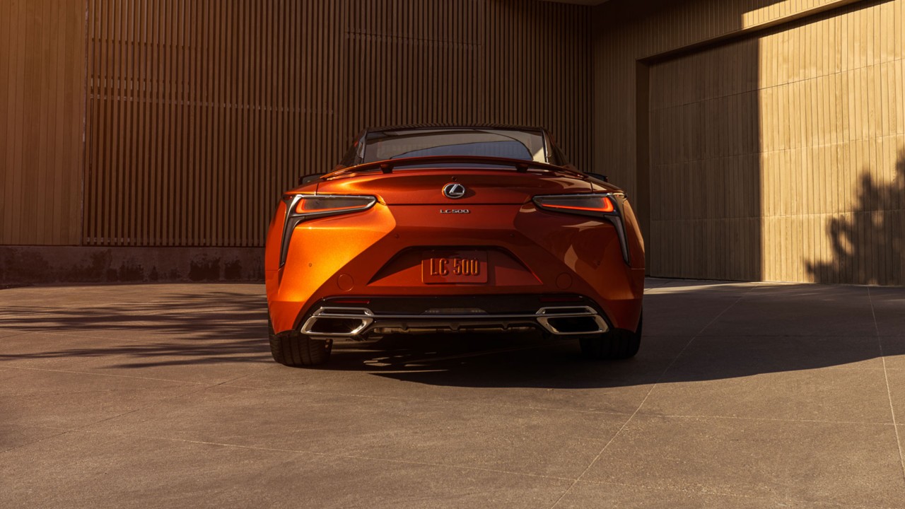 Lexus LC Sunsetorange