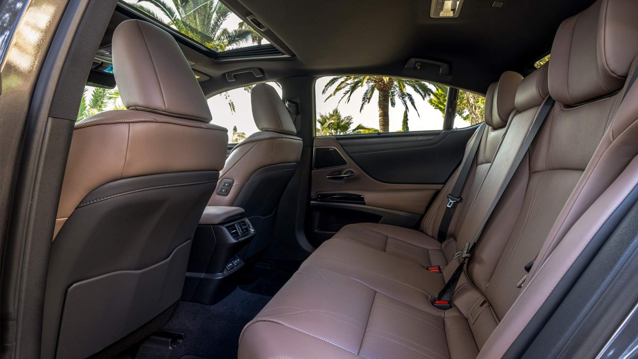 Lexus ES 300h grau