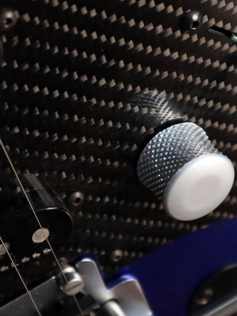 07-news-fender-lexus-lc-stratocaster-lexus