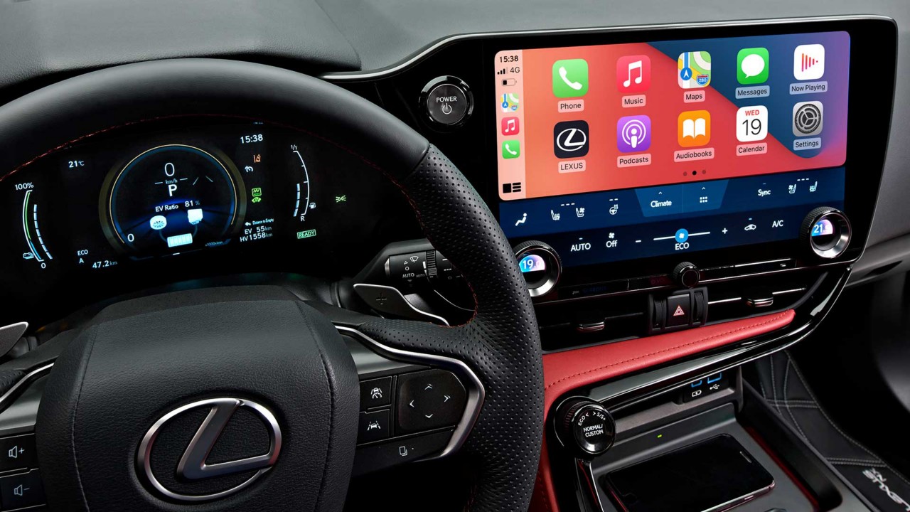 Während das neue Tazuna-Cockpit den Fahrer in den Mittelpunkt rückt, genießen die Mitfahrer ein großzügiges Raumgefühl und mehr Komfort