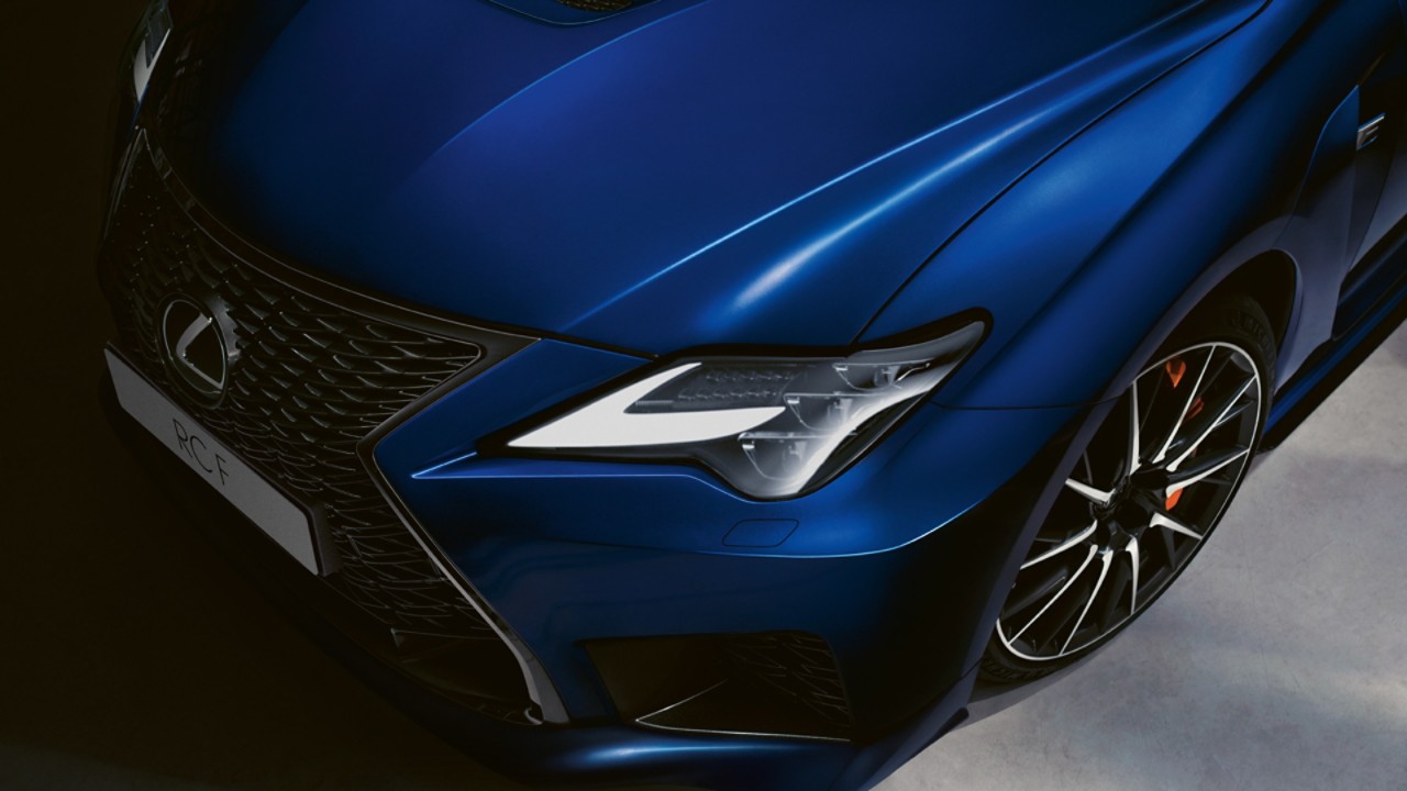 Lexus RC F Motorhaube