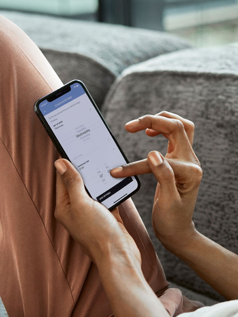 Neben den speziell für Elektrofahrzeuge entwickelten Features unterstützt Sie die Lexus Link App dabei, Ihre Service-Termine für Ihren UX 300e zu organisieren.