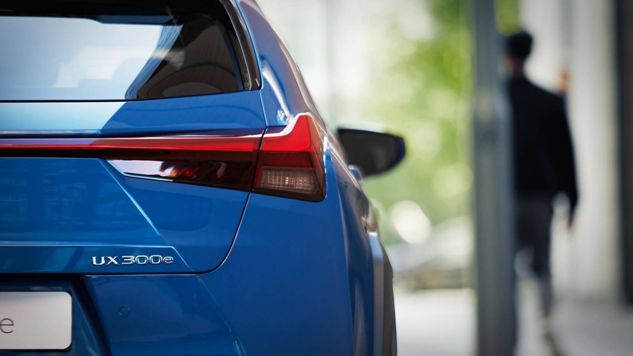 Lexus UX 300e