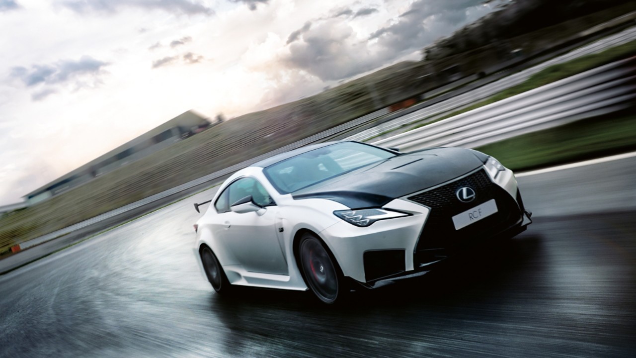 Lexus RC F Track Edition auf der Rennstrecke