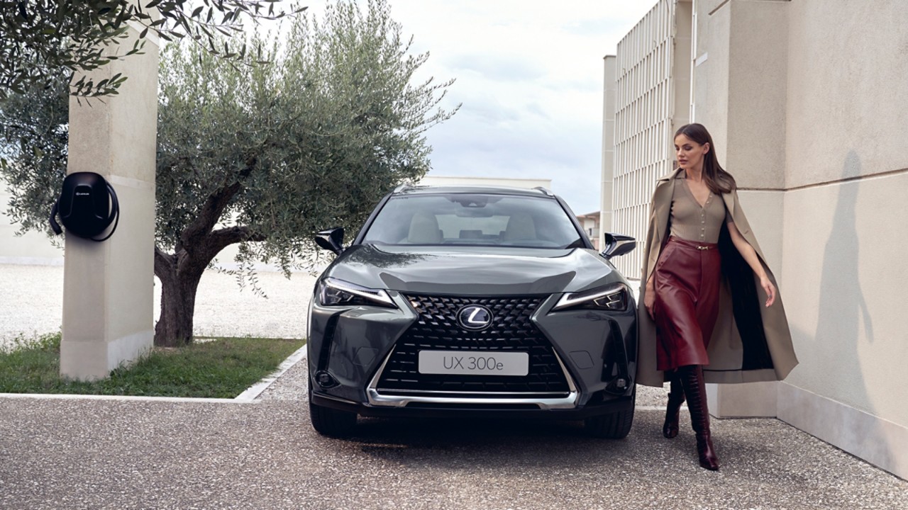 Lexus UX 300e